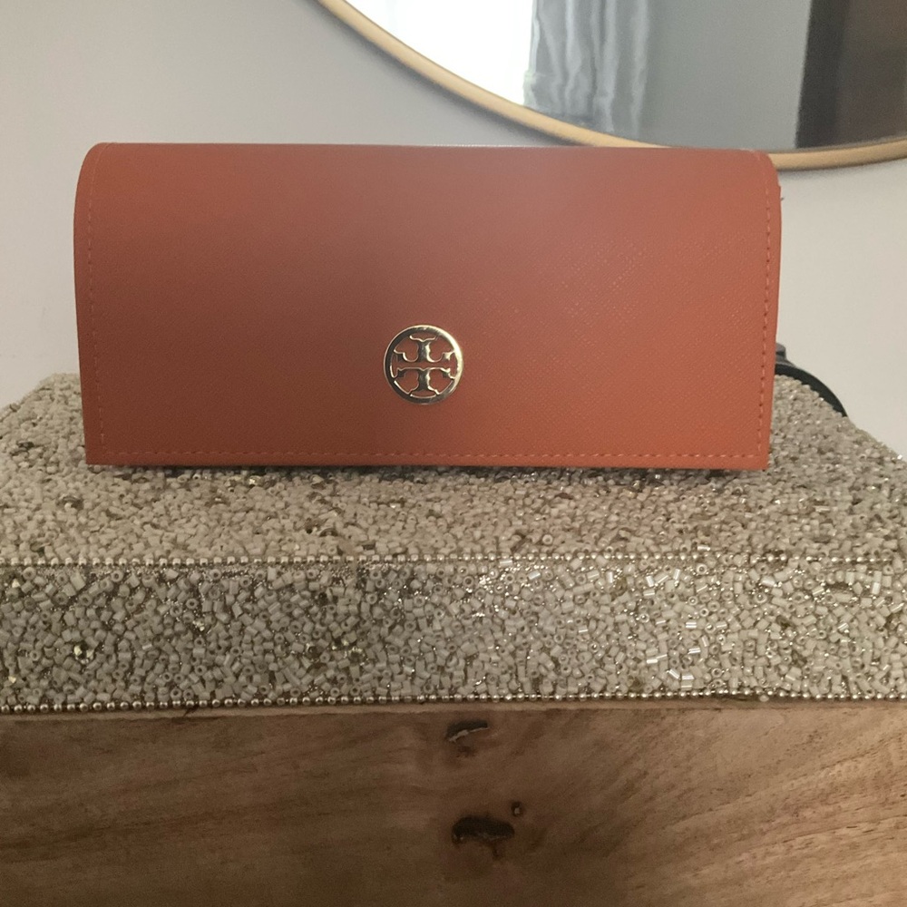 🕶️ Orange Leather Case for Sunglasses